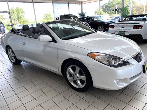 Used 2006 Toyota Solara SLE FWD image 3