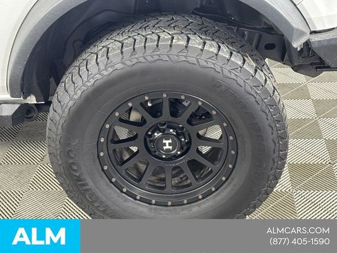Used 2022 Ford Bronco Wildtrak AWD/4WD image 23