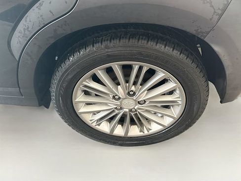 Used 2020 Hyundai Kona SEL AWD/4WD image 30