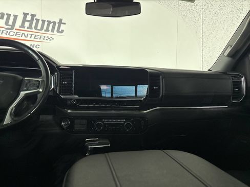 Used 2023 Chevrolet Silverado 1500 LT Trail Boss w/ Convenience Package II AWD/4WD image 24