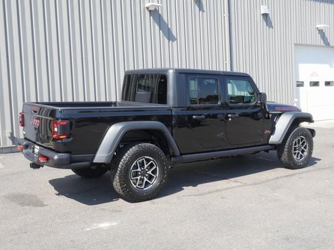 New 2025 Jeep Gladiator Rubicon w/ Convenience Group image 13