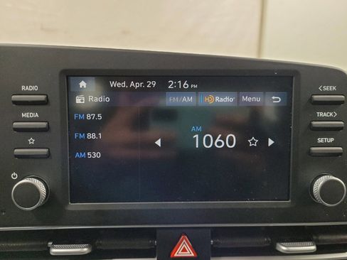Used 2025 Hyundai Elantra Sport FWD image 25