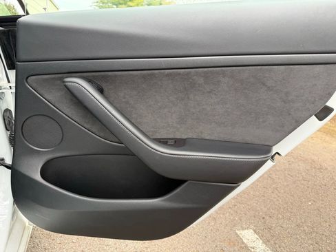 Used 2022 Tesla Model 3 Long Range image 28