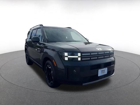 Used 2025 Hyundai Santa Fe SEL image 3