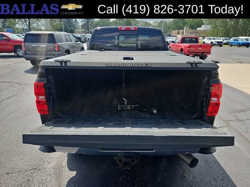 Used 2017 Chevrolet Silverado 2500 LTZ w/ Duramax Plus Package AWD/4WD image 27