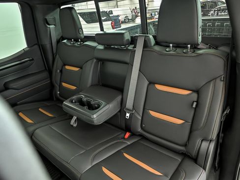 New 2026 GMC Sierra 2500 Denali Ultimate AWD/4WD image 11