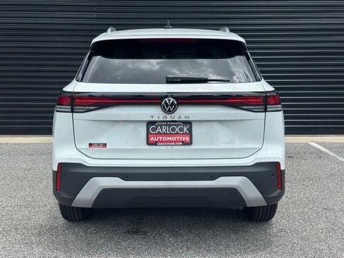 Used 2025 Volkswagen Tiguan S FWD image 12