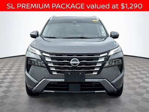 Used 2024 Nissan Rogue SL w/ SL Premium Package FWD image 2