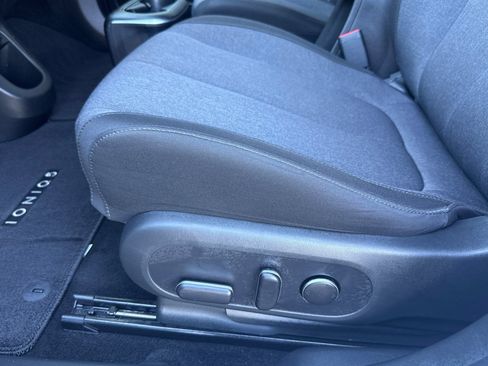 Certified 2024 Hyundai Ioniq 5 SE RWD image 15