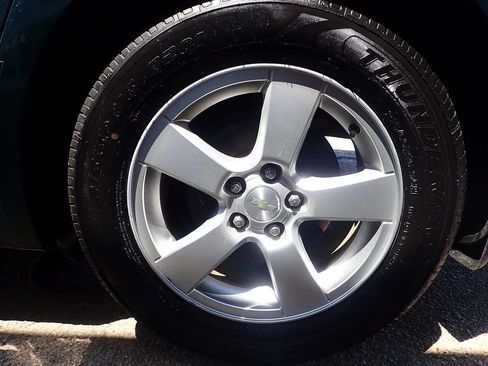 Used 2015 Chevrolet Cruze LT FWD image 35