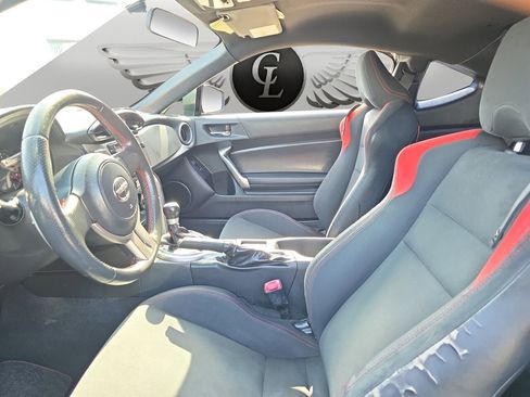Used 2015 Scion FR-S image 9