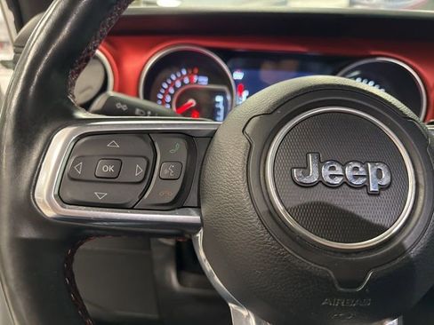 Used 2022 Jeep Wrangler Unlimited Rubicon w/ LED Lighting Group image 37