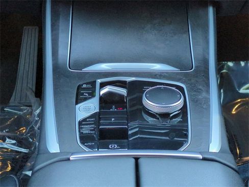 Used 2025 BMW X5 sDrive40i image 19