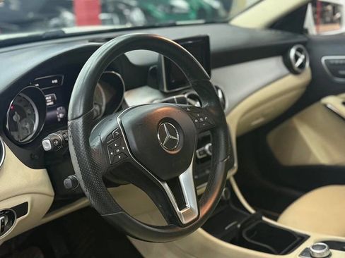 Used 2015 Mercedes-Benz GLA 250 4MATIC image 10