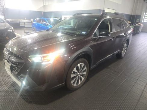 Used 2023 Subaru Outback Limited image 6