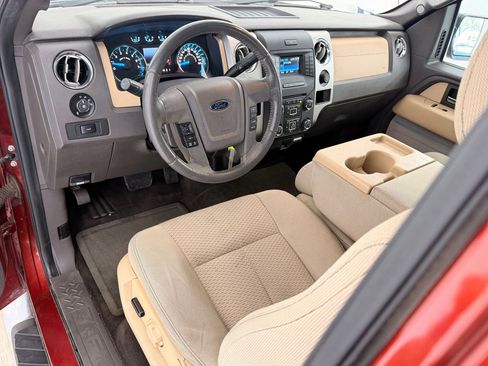 Used 2014 Ford F150 XLT w/ XLT Chrome Package image 4