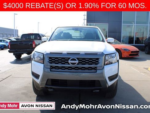 New 2025 Nissan Frontier SV image 2