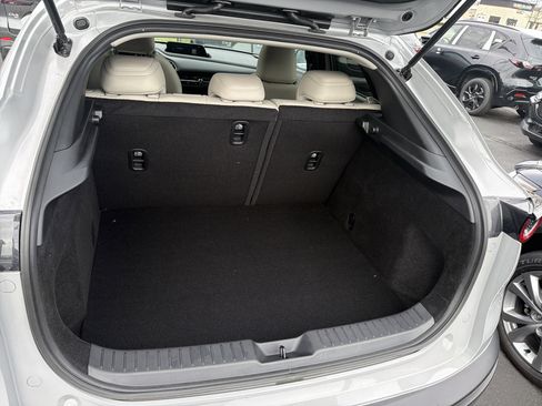 New 2025 MAZDA CX-30 AWD 2.5 S w/ Preferred Package image 31
