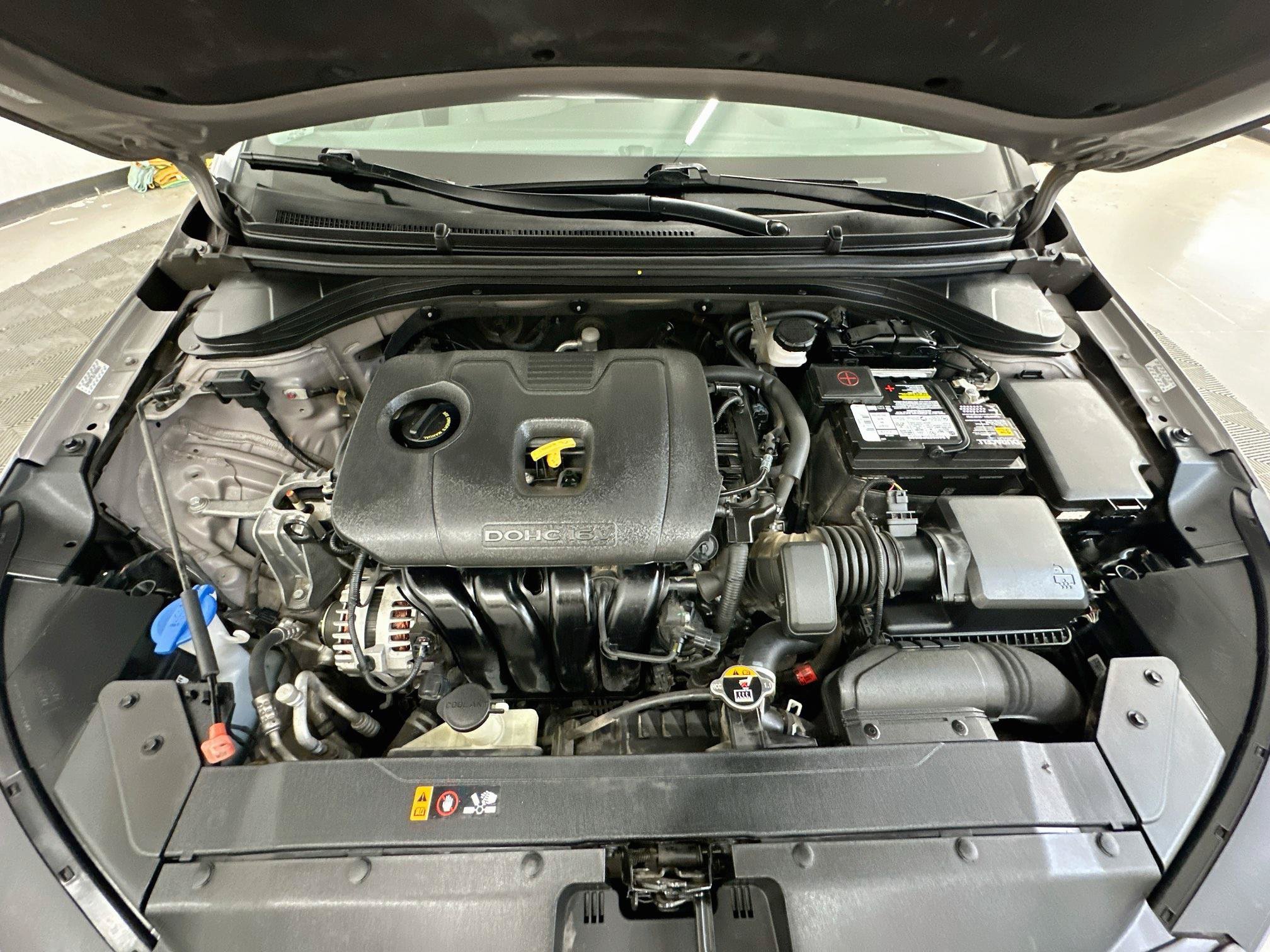 Used 2020 Hyundai Elantra Value Edition FWD image 34
