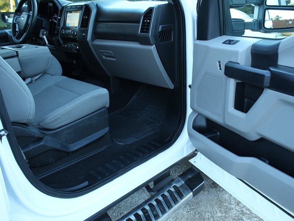 Used 2019 Ford F250 XL w/ STX Appearance Package AWD/4WD image 21