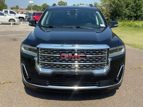 Used 2023 GMC Acadia Denali w/ Denali Technology Package AWD/4WD image 2