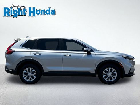 Used 2024 Honda CR-V LX image 10