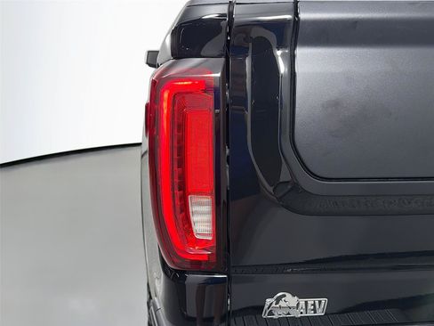 Used 2026 GMC Sierra 1500 AT4X w/ AT4X AEV Edition AWD/4WD image 16
