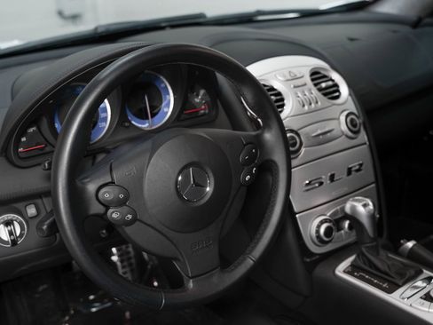 Used 2006 Mercedes-Benz SLR image 38