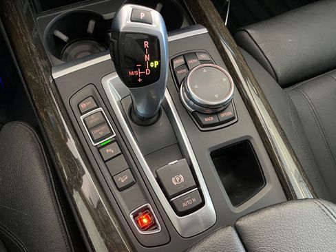 Used 2016 BMW X5 xDrive40e image 19