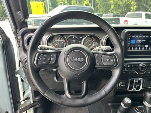 Used 2023 Jeep Wrangler Unlimited Sport AWD/4WD image 26