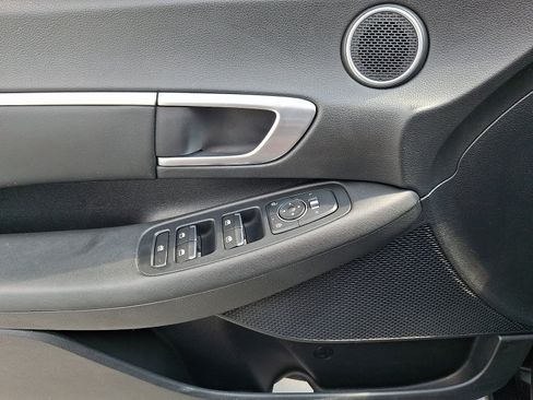 Used 2020 Hyundai Sonata SEL w/ Convenience + Sunroof Package FWD image 12