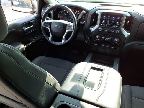 Used 2022 Chevrolet Silverado 1500 LT Trail Boss w/ Bed Protection Package image 15