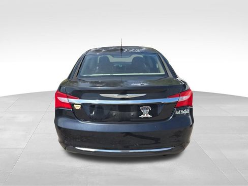 Used 2013 Chrysler 200 Touring FWD image 10