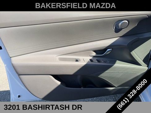 Used 2024 Hyundai Elantra SE FWD image 20