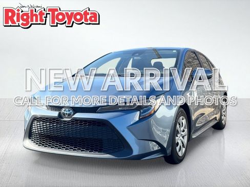 Used 2021 Toyota Corolla LE w/ Carpet Mat Package (TMS) FWD image 1