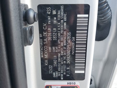 Used 2023 Kia Rio LX image 32