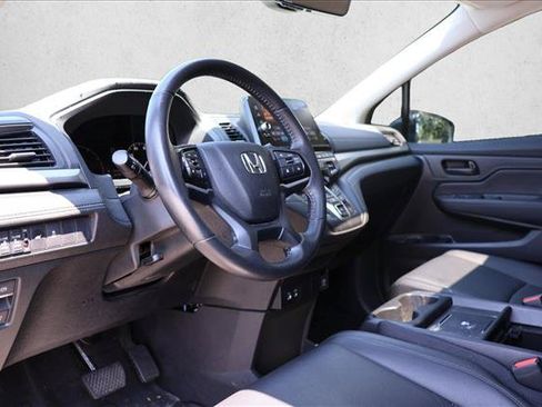 Used 2025 Honda Odyssey EX-L image 12