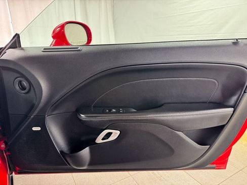 Used 2015 Dodge Challenger SXT Plus RWD image 14