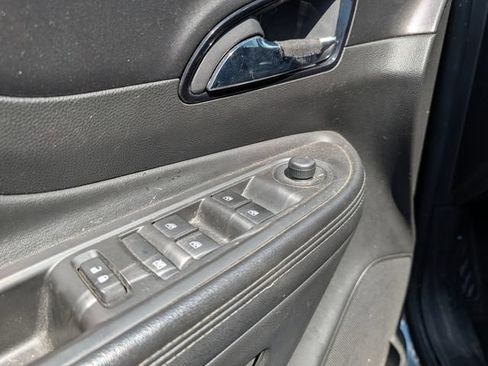 Used 2020 Buick Encore Preferred AWD/4WD image 14