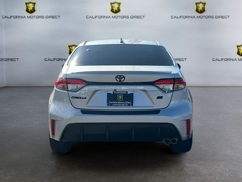 Used 2025 Toyota Corolla SE w/ Convenience Package FWD image 4