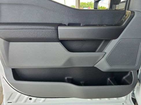 New 2025 Ford F450 XLT image 6