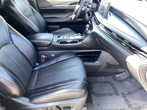 Used 2023 INFINITI QX60 Luxe w/ Cargo Package FWD image 8