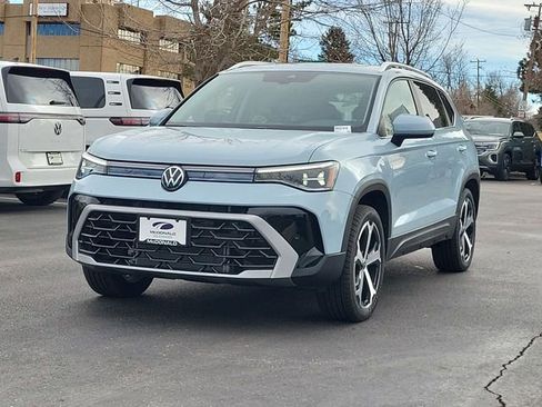 New 2026 Volkswagen Taos SEL image 4