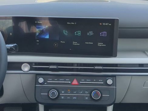 New 2025 Hyundai Tucson SE image 18