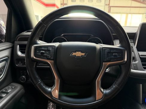 Used 2021 Chevrolet Suburban Premier AWD/4WD image 23