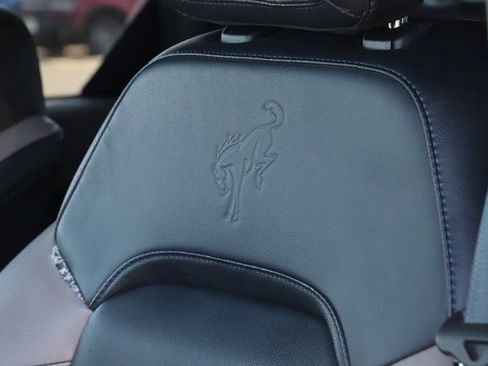 Used 2023 Ford Bronco Wildtrak image 18