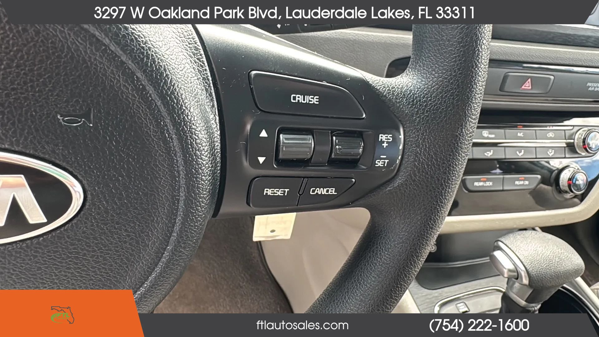 Used 2017 Kia Sedona L FWD image 36