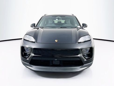 New 2026 Porsche Macan 4 Electric image 6