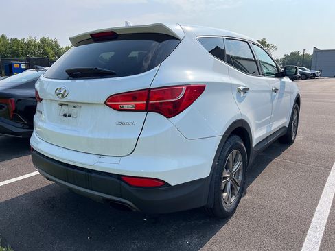 Used 2016 Hyundai Santa Fe Sport w/ Cargo Package FWD image 4
