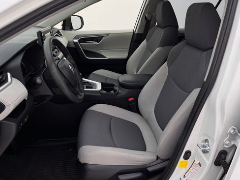 Used 2019 Toyota RAV4 XLE w/ All Weather Liner Package AWD/4WD image 11